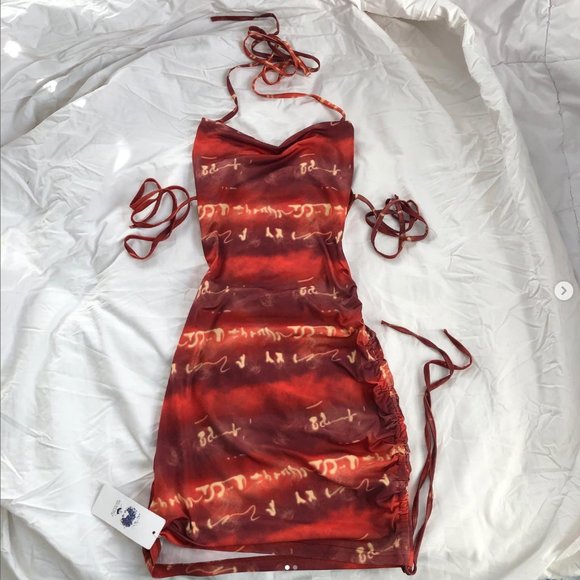 Mini backless dress - Picture 2 of 3